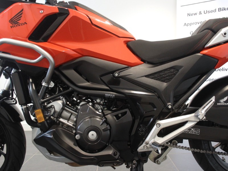 2025 (75) Honda NC750X DCT 5780149