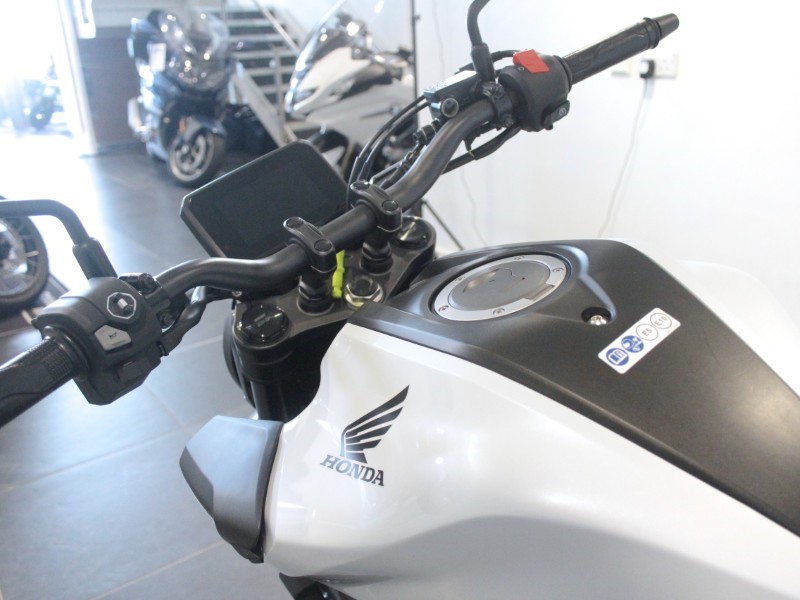 2025 (25) Honda CB125R 5824012