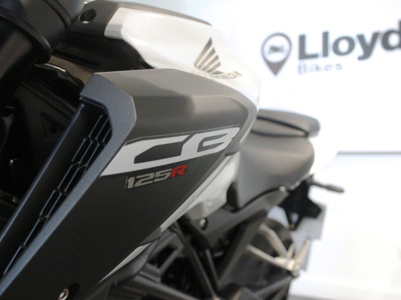 2025 (25) Honda CB125R 5824011