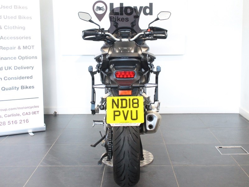 2018 (18) Honda VFR800X Crossrunner 5794445