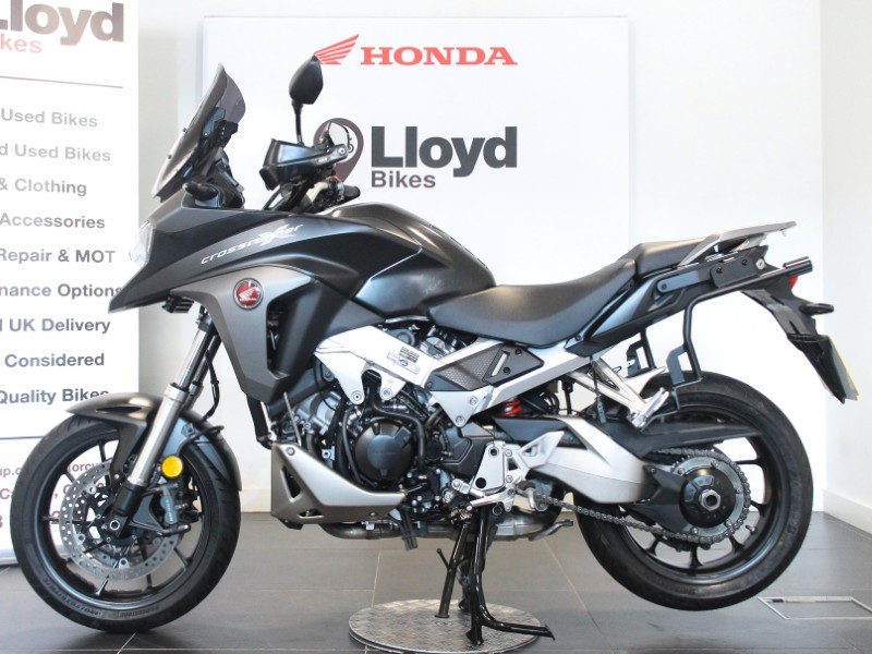 2018 (18) Honda VFR800X Crossrunner 5794443