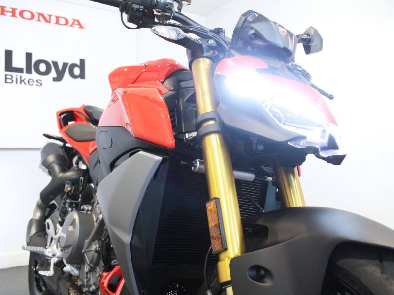 2026 (26) Ducati Streetfighter V2 S 5819434