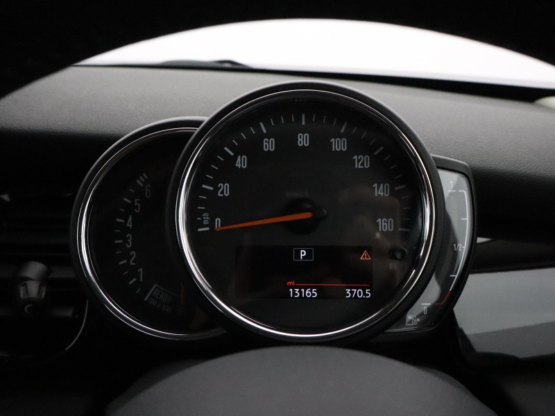 2022 (72) MINI HATCHBACK 1.5 Cooper Classic 3dr Auto 5983276