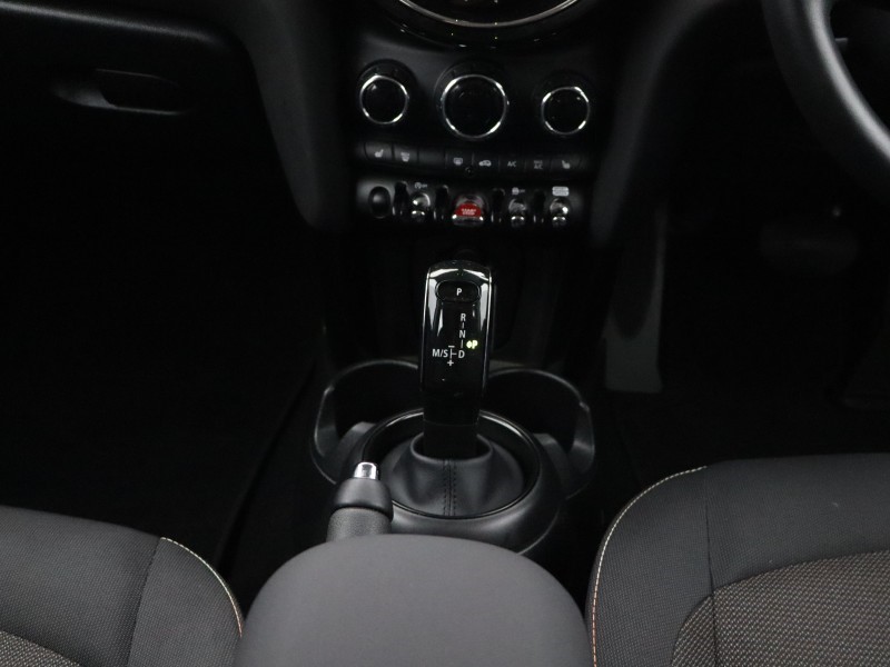 2022 (72) MINI HATCHBACK 1.5 Cooper Classic 3dr Auto 5983291