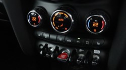 2022 (72) MINI HATCHBACK 1.5 Cooper Classic 3dr Auto 5983273