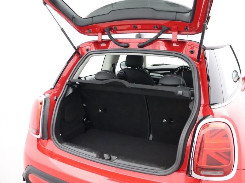 2022 (72) MINI HATCHBACK 1.5 Cooper Classic 3dr Auto 5983245