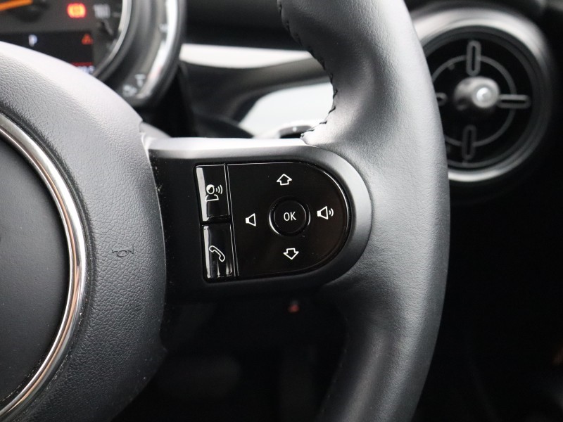 2022 (72) MINI HATCHBACK 1.5 Cooper Classic 3dr Auto 5983285
