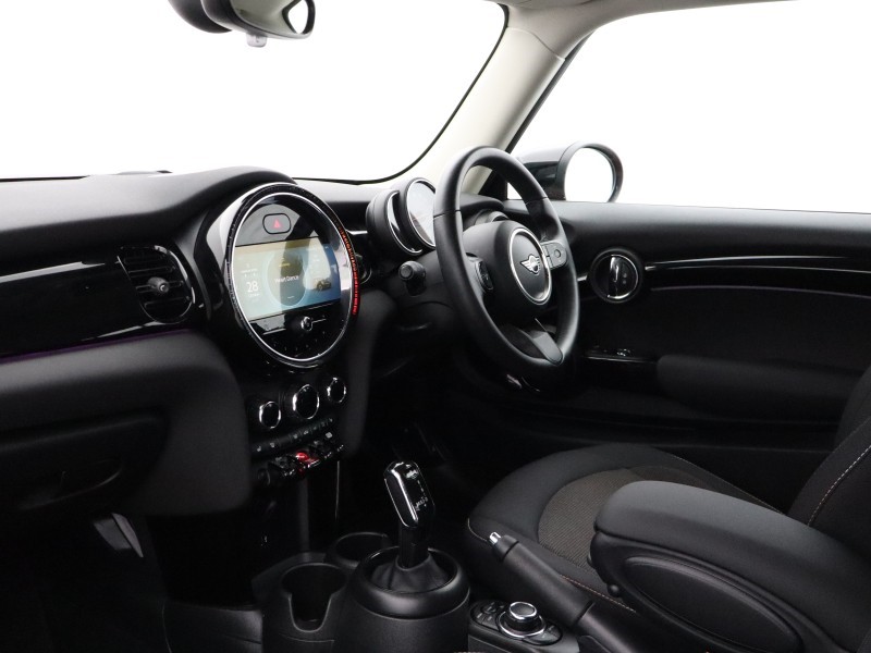 2022 (72) MINI HATCHBACK 1.5 Cooper Classic 3dr Auto 5983249