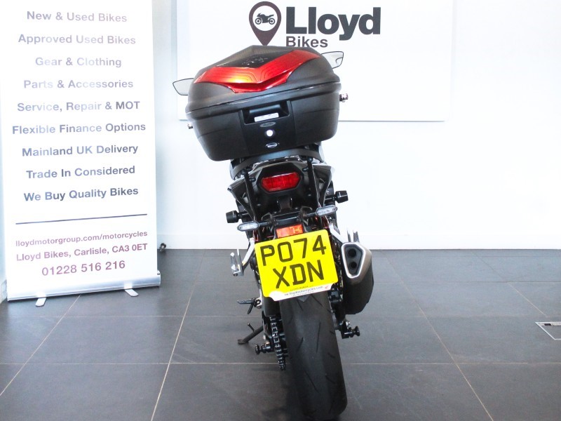 2024 (74) Honda CB750 Hornet 5860402