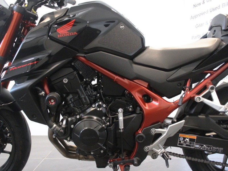 2024 (74) Honda CB750 Hornet 5860419