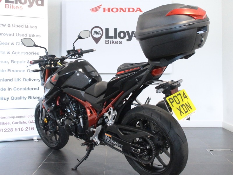 2024 (74) Honda CB750 Hornet 5860401