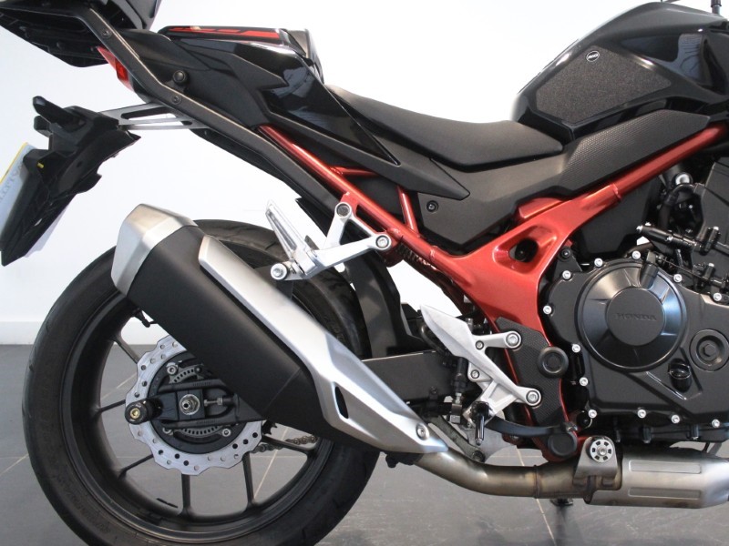 2024 (74) Honda CB750 Hornet 5860410