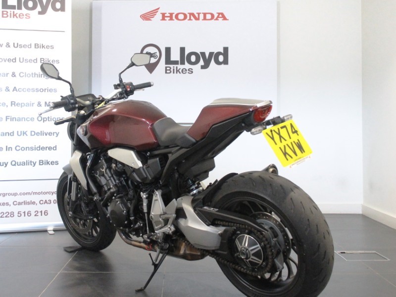 2024 (74) Honda CB1000R 5870344