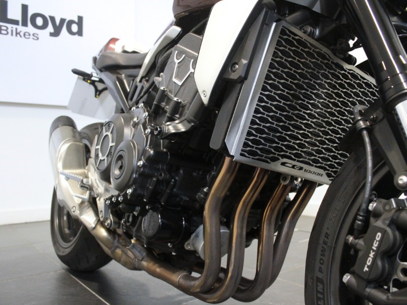 2024 (74) Honda CB1000R 5870356