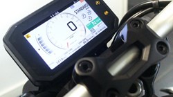2024 (74) Honda CB1000R 5870350
