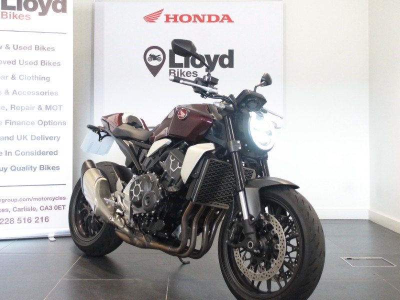 2024 (74) Honda CB1000R 5870340