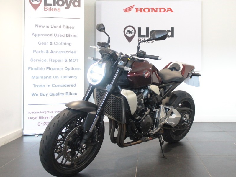 2024 (74) Honda CB1000R 5870342