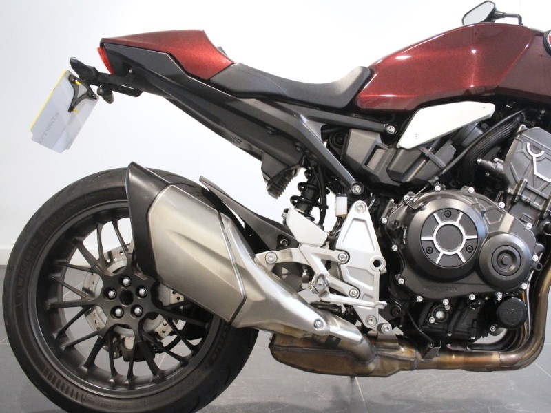 2024 (74) Honda CB1000R 5870353