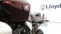 2024 (74) Honda CB1000R 5870361