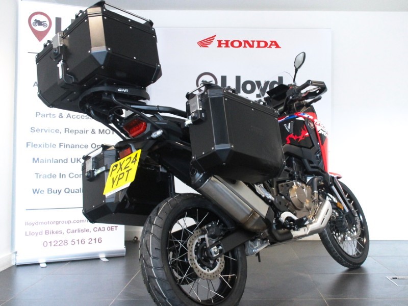 2024 (24) Honda Africa Twin CRF1100 5892857