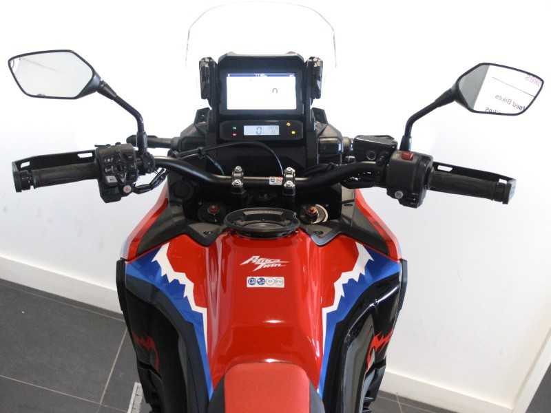 2024 (24) Honda Africa Twin CRF1100 5892862
