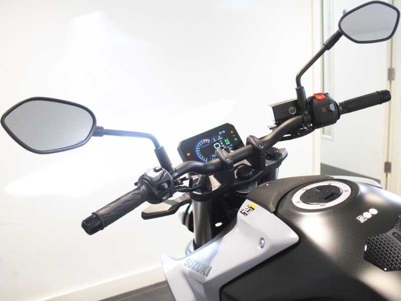 2024 (24) SUZUKI GSX-8S 5924480