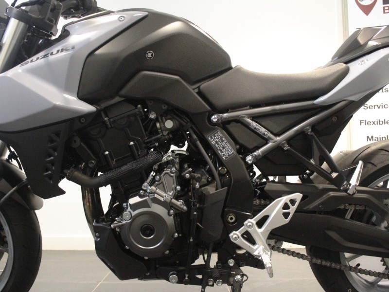 2024 (24) SUZUKI GSX-8S 5924490