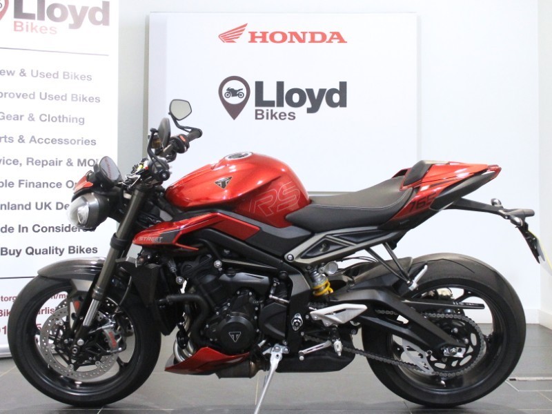 2025 (25) Triumph Street Triple RS 5924392