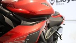 2025 (25) Triumph Street Triple RS 5924410