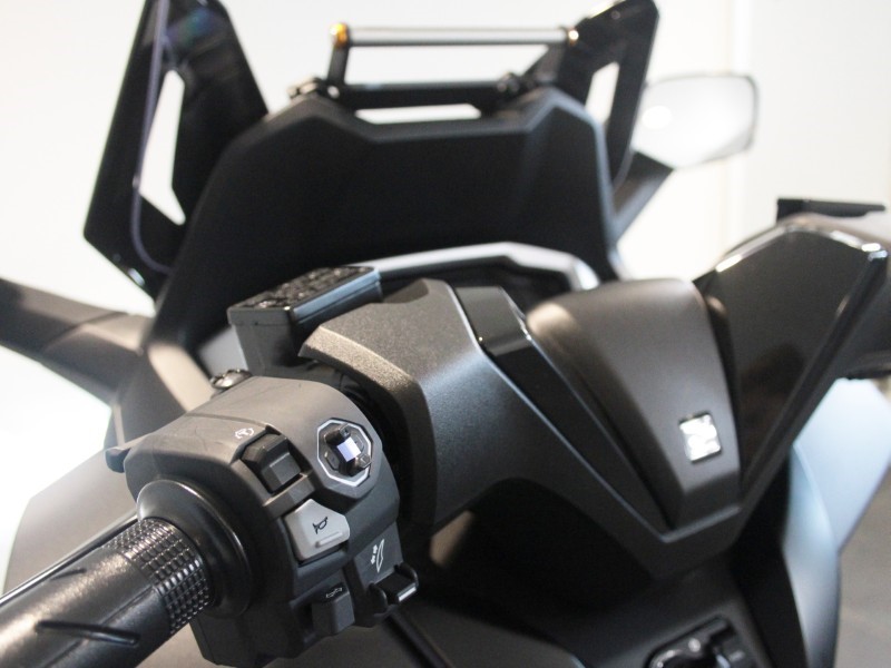 2025 (75) Honda NSS125 Forza 5933821