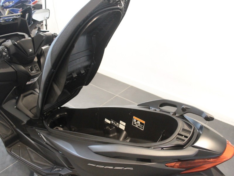 2025 (75) Honda NSS125 Forza 5933832