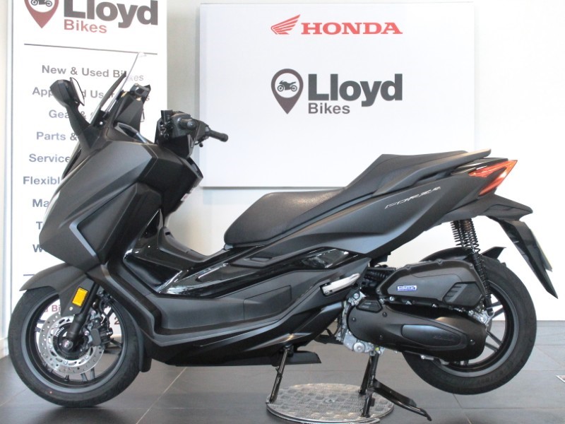 2025 (75) Honda NSS125 Forza 5933815