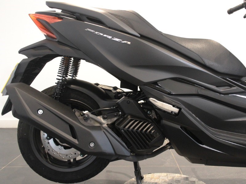 2025 (75) Honda NSS125 Forza 5933826