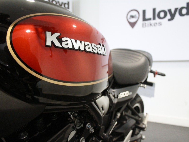 2023 (73) Kawasaki Z900 RS Special Colour Graphics 5977569