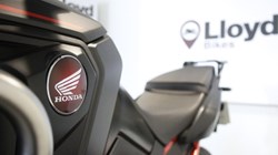 2021 (71) Honda Africa Twin CRF1100 5986099