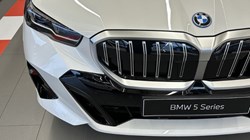  BMW 5 SERIES 530e M Sport 4dr 2916913