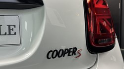  MINI CONVERTIBLE 2.0 Cooper S Sport 2dr 2946517