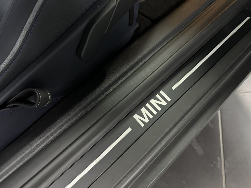 2024 (74) MINI COOPER 160kW SE Exclusive [Level 2] 54kWh 3dr Auto 3257104