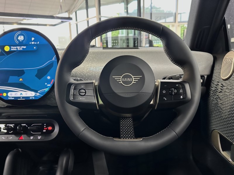 2024 (74) MINI COOPER 160kW SE Exclusive [Level 2] 54kWh 3dr Auto 3257116