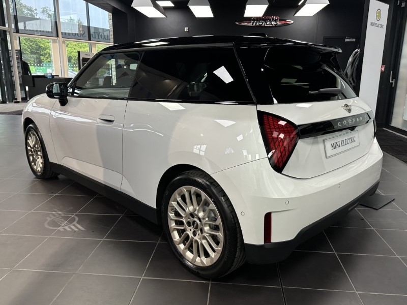 2024 (74) MINI COOPER 160kW SE Exclusive [Level 2] 54kWh 3dr Auto 3257125