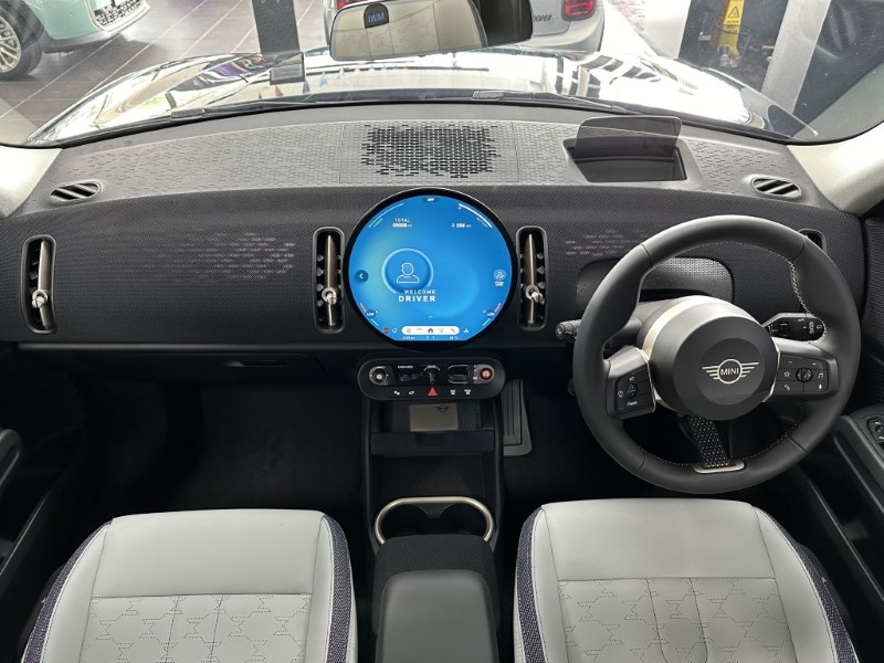  MINI COUNTRYMAN 150kW E Classic [Level 1] 66kWh 5dr Auto 3358714
