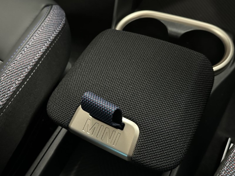  MINI COUNTRYMAN 230kW SE Classic ALL4 66kWh 5dr Auto 3354023