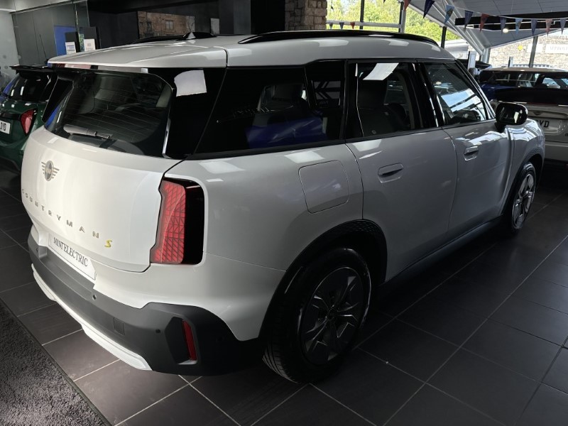  MINI COUNTRYMAN 230kW SE Classic ALL4 66kWh 5dr Auto 3354045