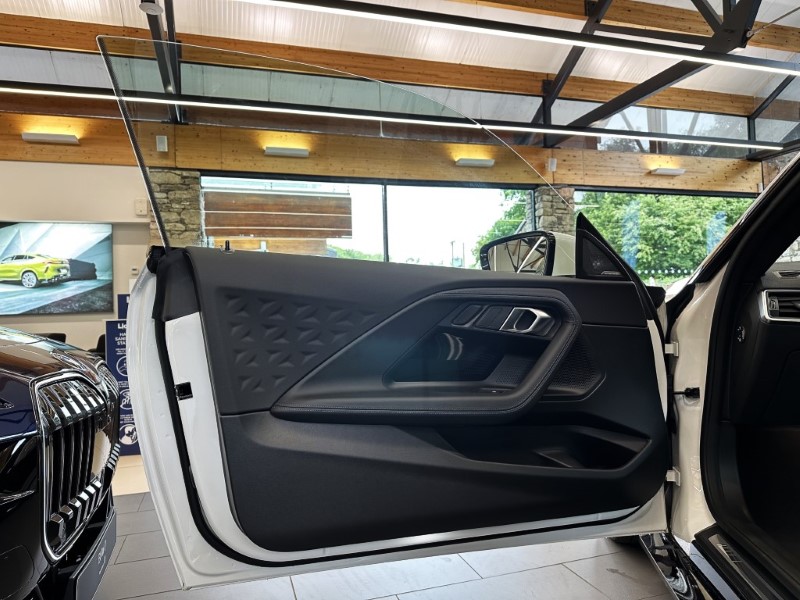  BMW 2 SERIES 220i M Sport 2dr Step Auto 3389410