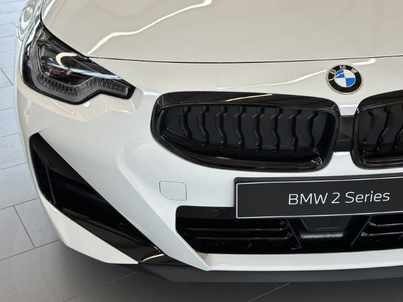  BMW 2 SERIES 220i M Sport 2dr Step Auto 3389397