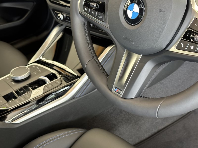  BMW 2 SERIES 220i M Sport 2dr Step Auto 3389430