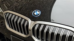 BMW 3 SERIES 330e M Sport 4dr Saloon 3660892