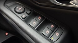 BMW 3 SERIES 330e M Sport 4dr Saloon 3660884