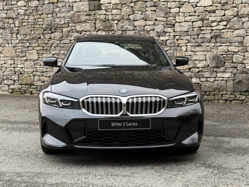  BMW 3 SERIES 330e M Sport 4dr Saloon 3660923