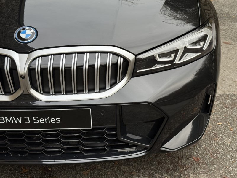  BMW 3 SERIES 330e M Sport 4dr Saloon 3660891